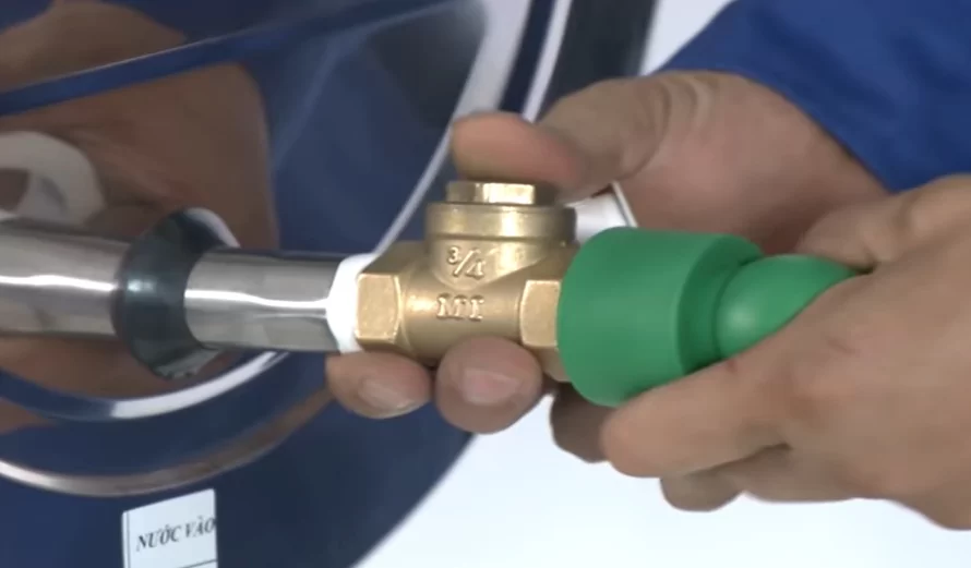 Điểm bán máy nước nóng năng lượng mặt trời Sơn Hà chính hãng - giá tốt
