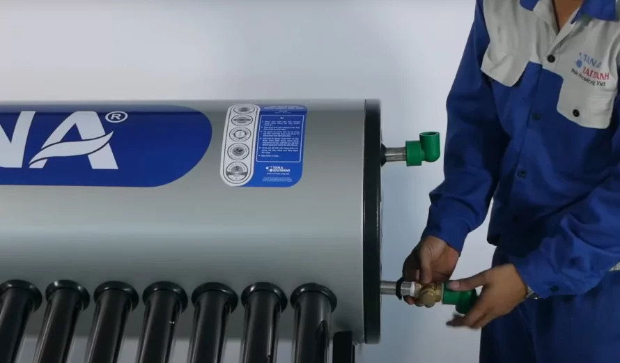 Giá máy nước nóng năng lượng mặt trời Đại Thành mới nhất 2021